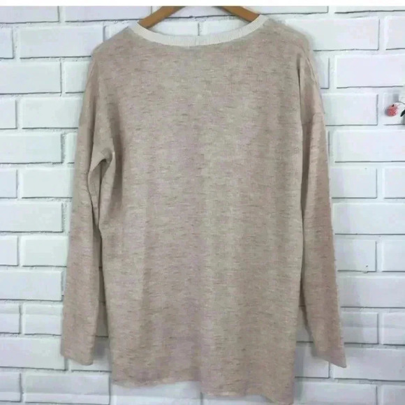 Aritzia Wilfred Sherbrooke V Neck Tee Tan Sweater - Picture 5 of 5